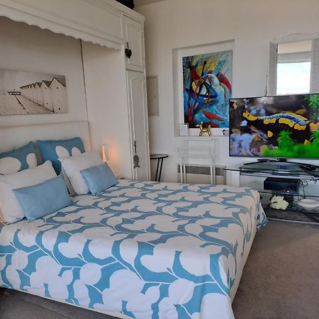 Grand Loft De 60M2 Tres Lumineux Tres Belle Vue Sur Mer Erquy Exterior foto